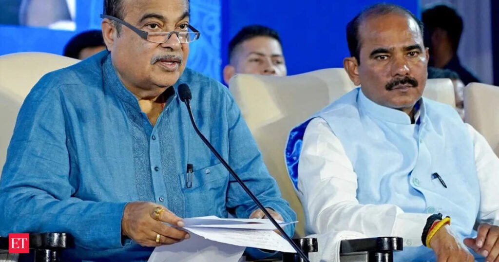 Union Minister Nitin Gadkari urges joint ventures with US firms to harness advanced technologies