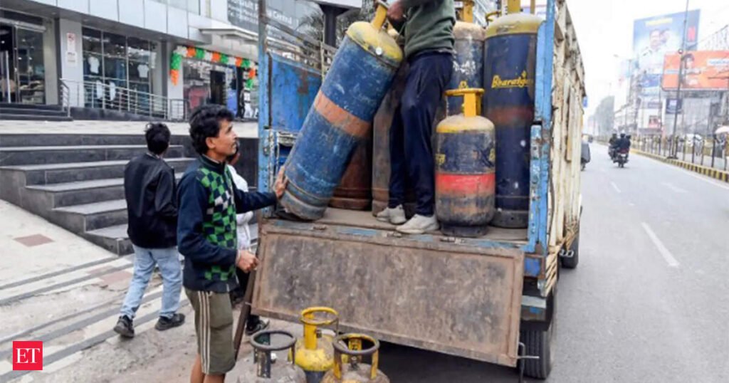 Govt says India has ample petrol, diesel supply, calls for crackdown on diversion