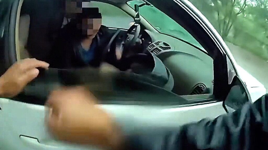 Body cam captures officer rescuing baby from flooded vehicle in Texas