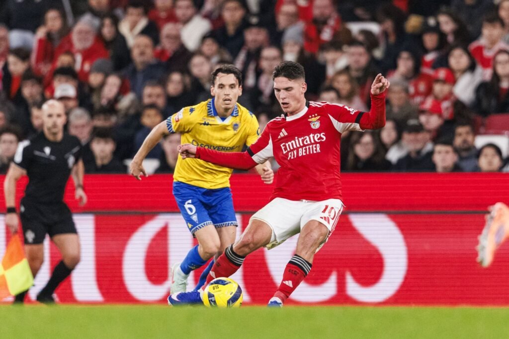 Estoril Praia vs Benfica Prediction and Betting Tips