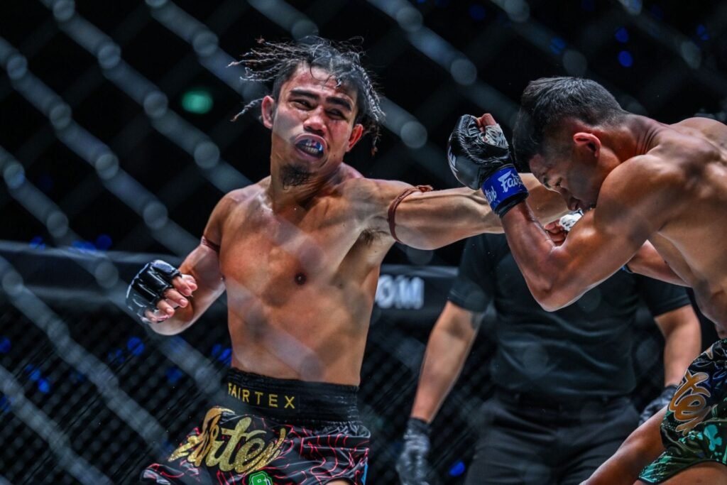 Suriyanlek’s vicious TKO win over Thant Zin ahead of his return at The Inner Circle on May 29