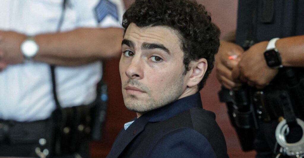 Luigi Mangione supporters are back in court — this time with press credentials