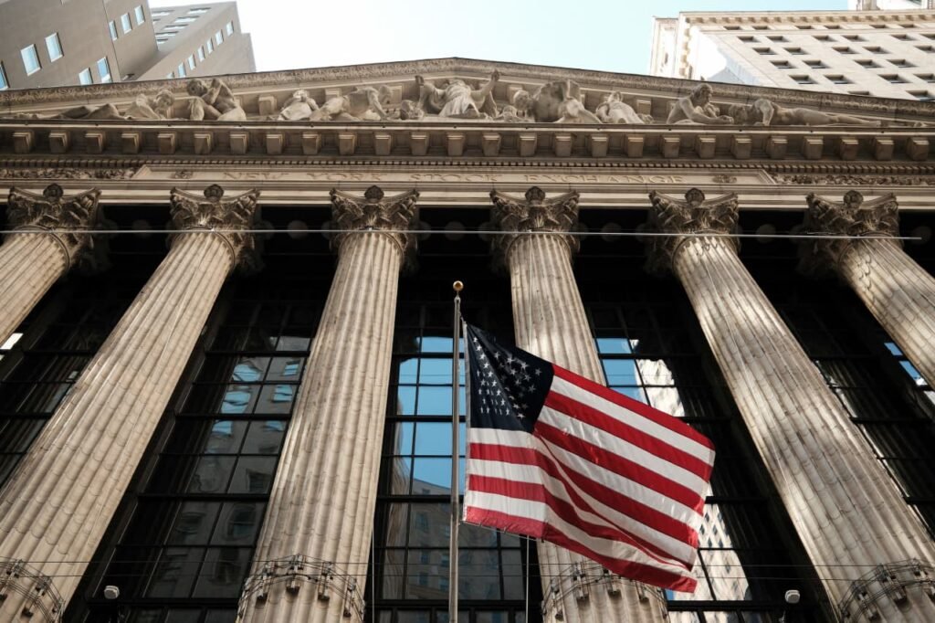 Stocks tend to sink during the summer before midterm elections. Will history repeat itself?