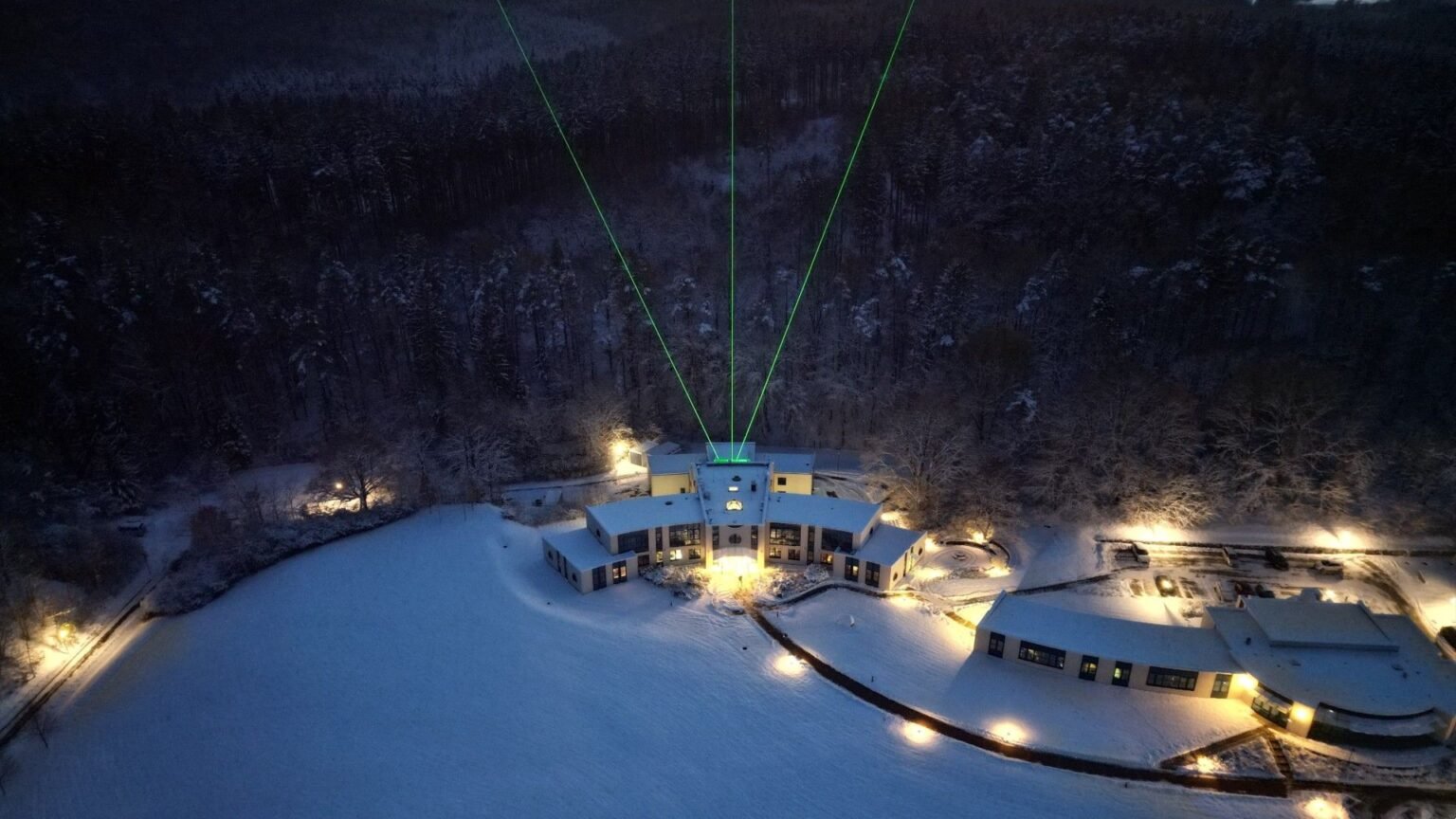 Lasers shine a new light on the space junk air pollution problem