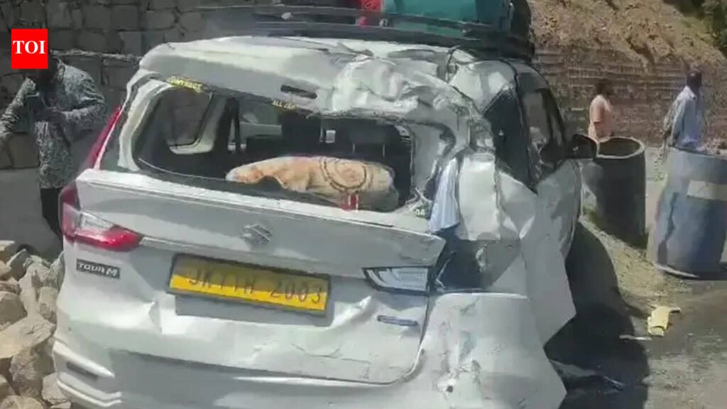 4 hurt as BSF convoy bus hits 2 vehicles after brake failure in Ramban | India News