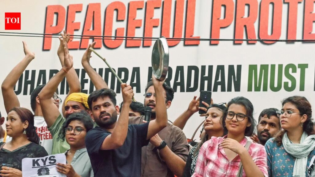 ‘Restore water supply immediately’: CJP founder Abhijeet Dipke appeals as protesters spend second night at Jantar Mantar | India News