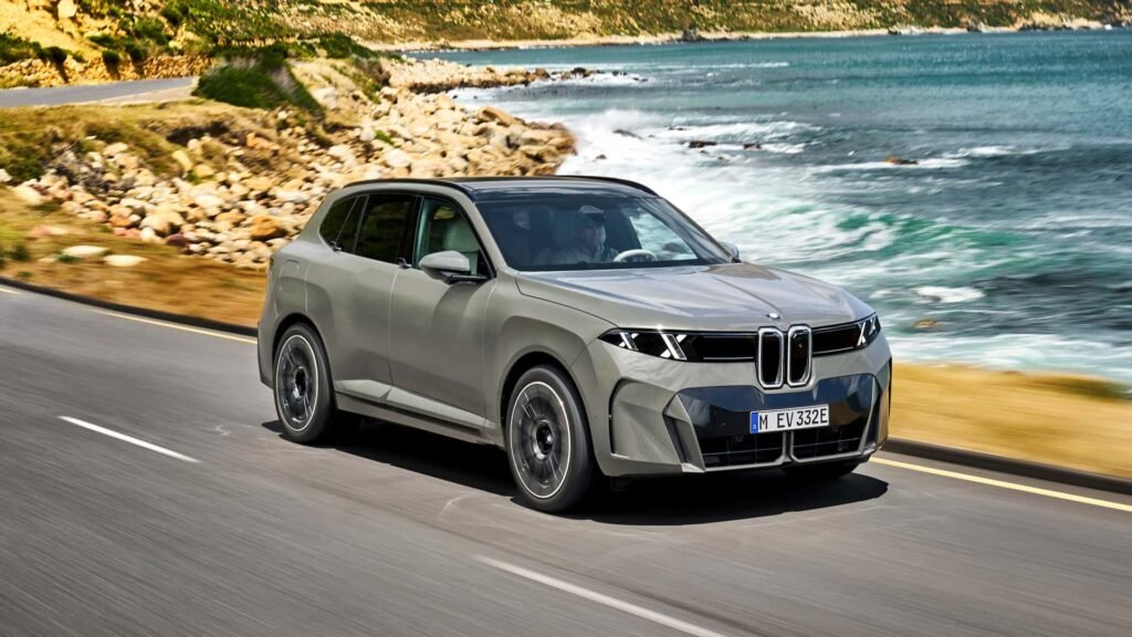 New BMW iX5 Blows Competition Out With 460 kW Charging, 435 Miles Of Range