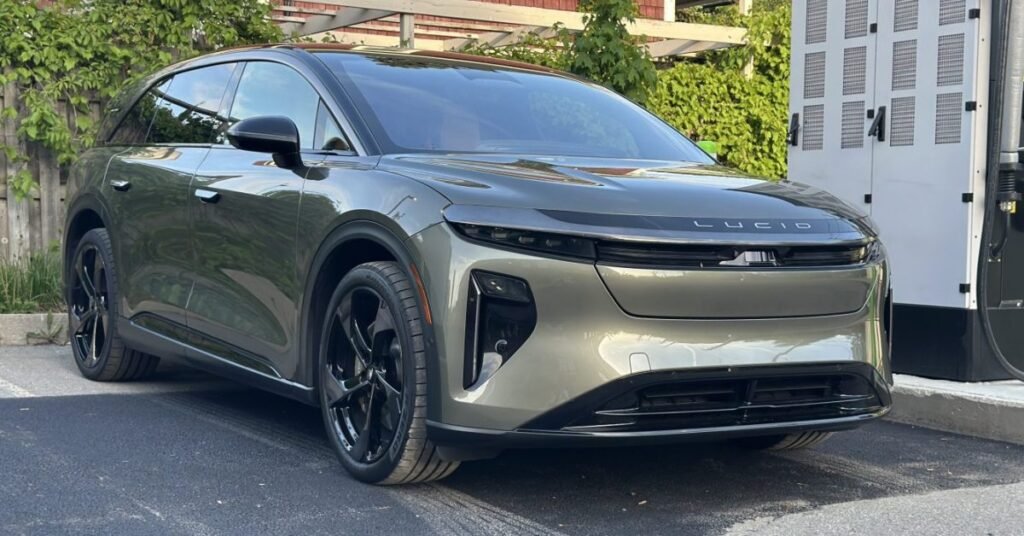 Lucid Gravity 2026 Review | Electrek