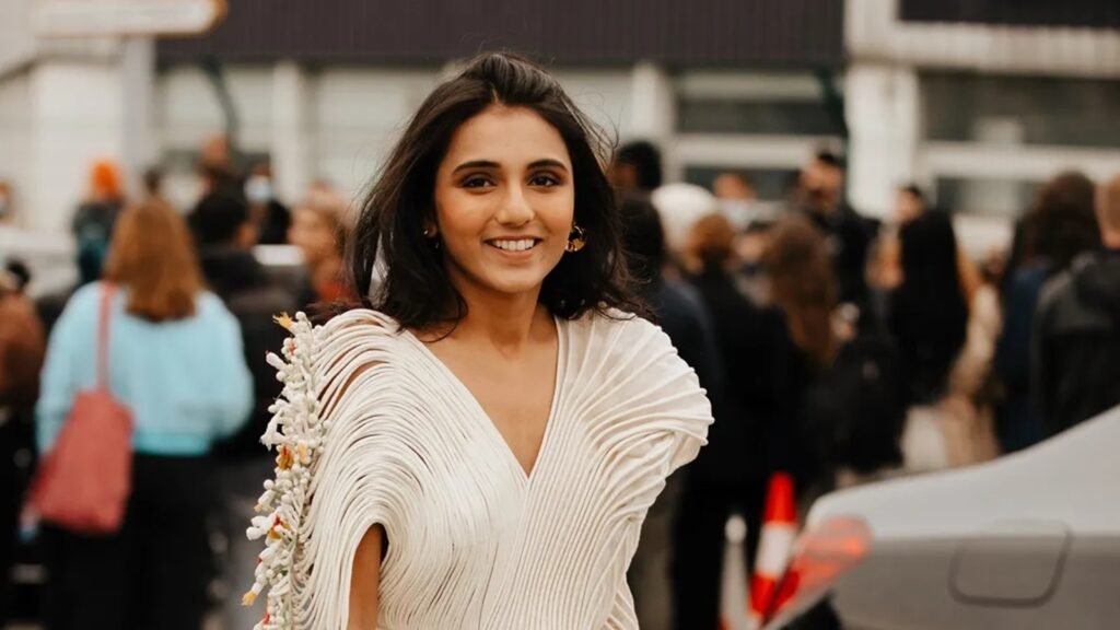 Can Intermittent Fasting Help Postpartum Weight Loss? Masoom Minawala Says Yes