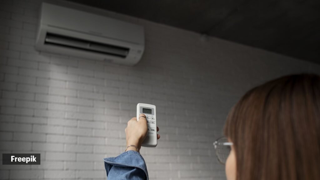 Why you can’t sleep even with AC on during heatwaves, expert explains