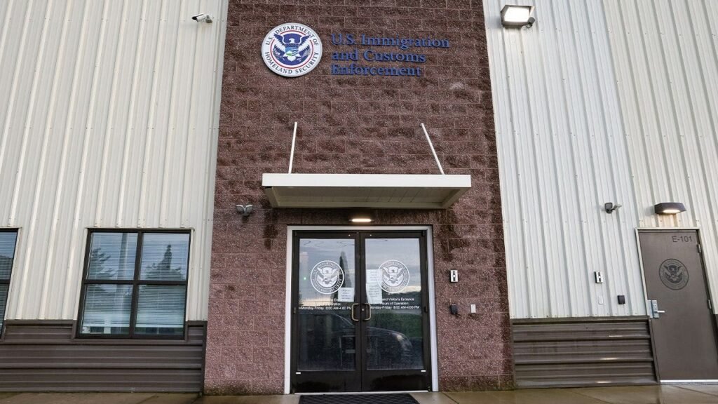 Live explosive device found near ICE office in Cleveland area complex