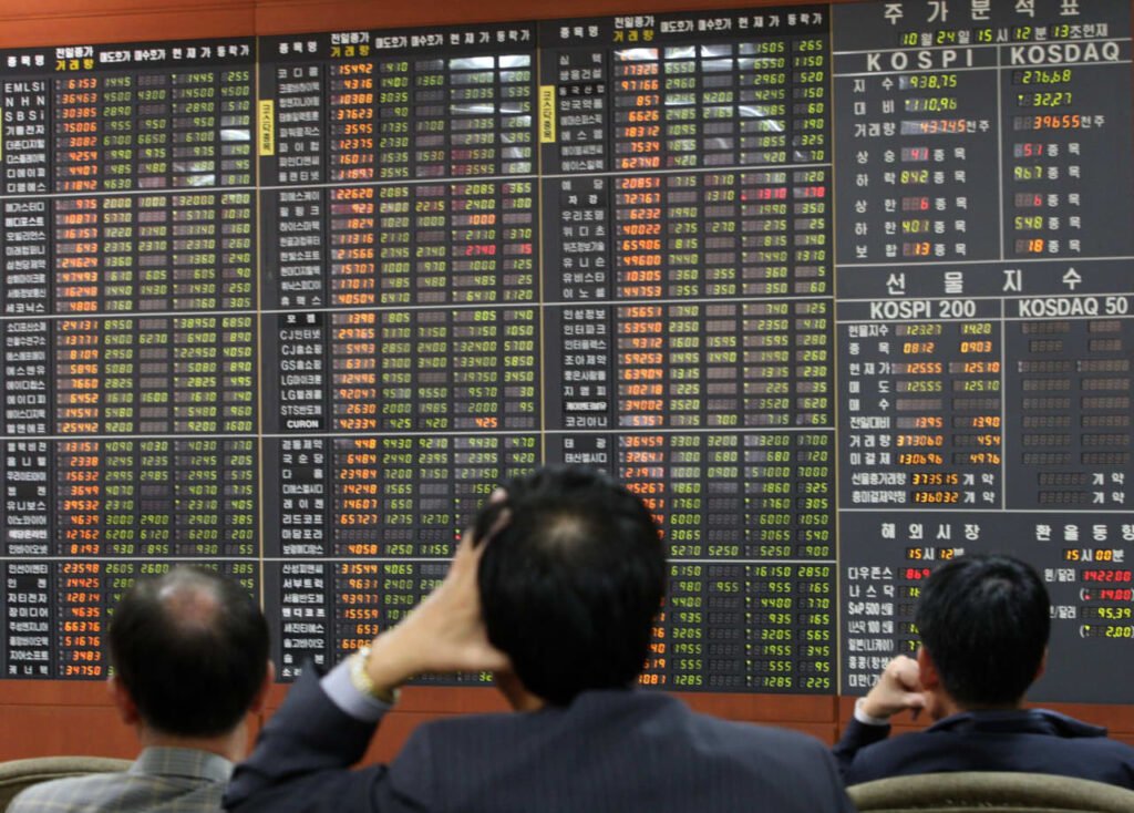 A massive 16% market swing just rocked South Korea over 24 hours. The retail ‘ants’ holding the wheel are driving dangerously.