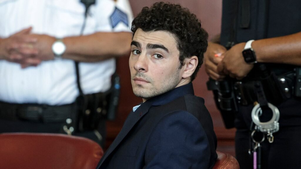 Luigi Mangione withdraws psychiatric defense in UnitedHealthcare murder case