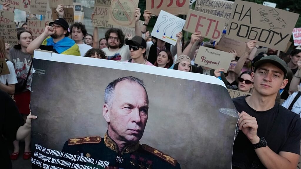 Zelenskyy replaces Oleksandr Syrskyi with Mykhailo Drapatyi as Ukraine’s commander-in-chief