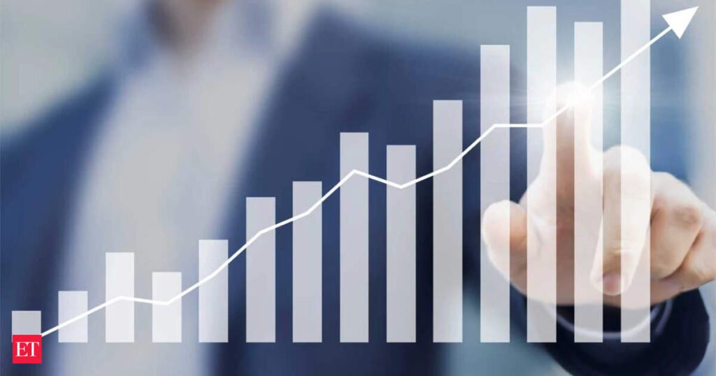 new delhi hinduja: Expect commercial vehicle industry to grow in single digit this fiscal: Ashok Leyland