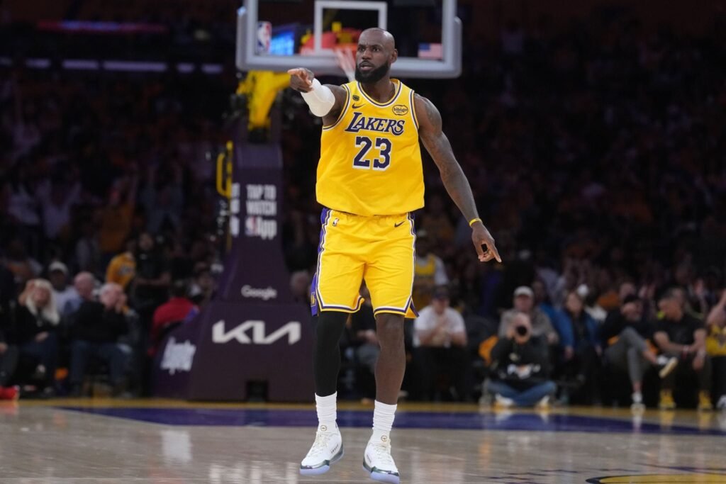 “Thirsty for a ring” – YouTuber FlightReacts Slams LeBron James For Joining 76ers After Jaylen Brown’s Infamous Bronny James Video Went Viral