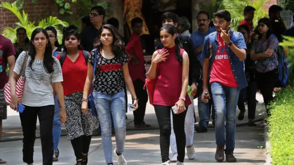 DU UG Admissions 2026: Over 71,000 admissions confirmed; Round 3, mid-entry schedule announced | Education News