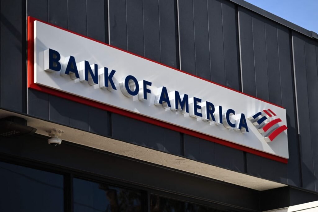 Bank of America stock falls despite earnings beat