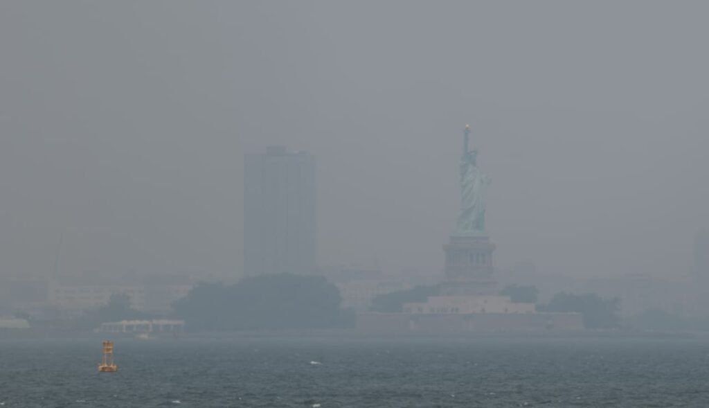 Wildfire smoke ‘a growing cardiovascular threat’ as Chicago, Detroit, NYC among world’s most polluted cities today