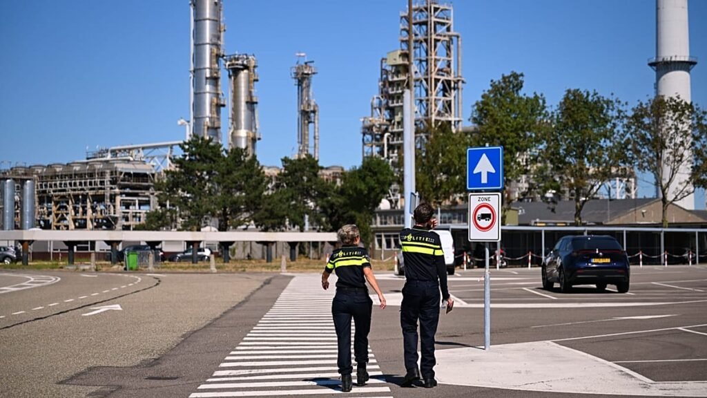 Explosion at Dutch port of Rotterdam leaves one dead and several injured, police say