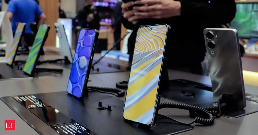 Exports key for mobile brands to maximize Mobile Phone Manufacturing Scheme incentives: Kotak