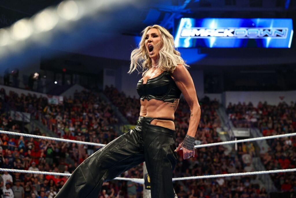Surprise return helps Charlotte Flair overcome Jade Cargill on WWE SmackDown
