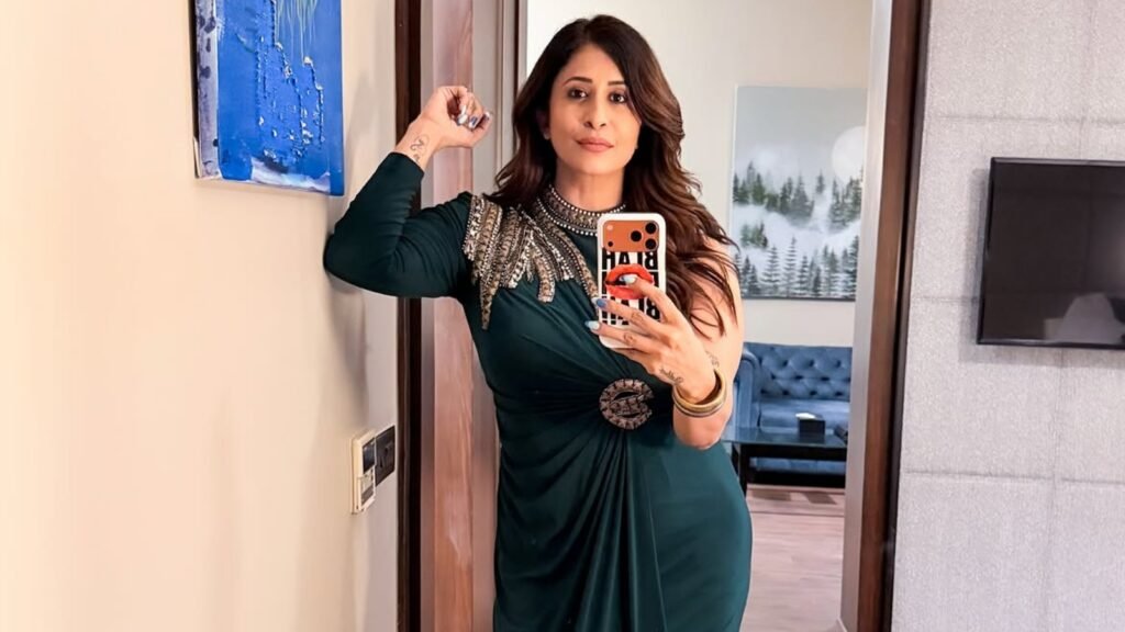After Pregnancy, Kishwer Merchantt Faced Thyroid Issues. Experts Explain the Link With Weight Gain