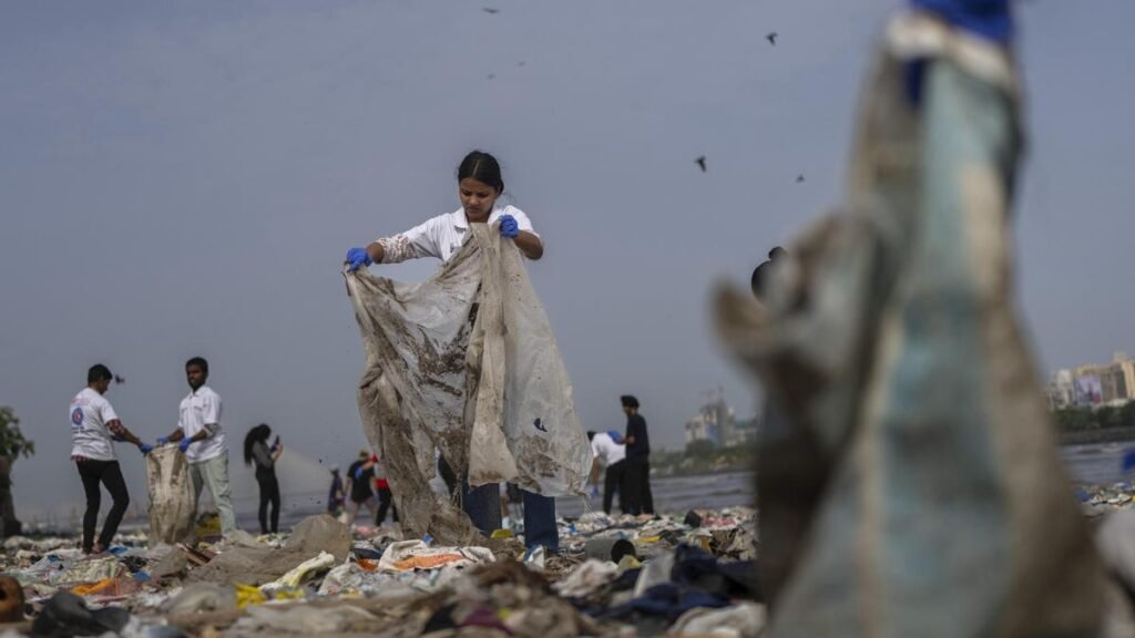 New plastic treaty document criticised for weaker ambition