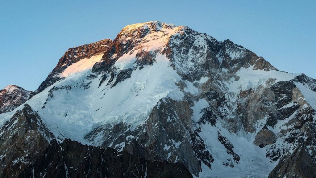 American climber among dead after Broad Peak avalanche in Pakistan