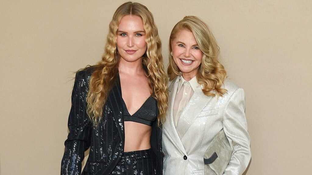 Christie Brinkley mistaken for her daughter in new Instagram post
