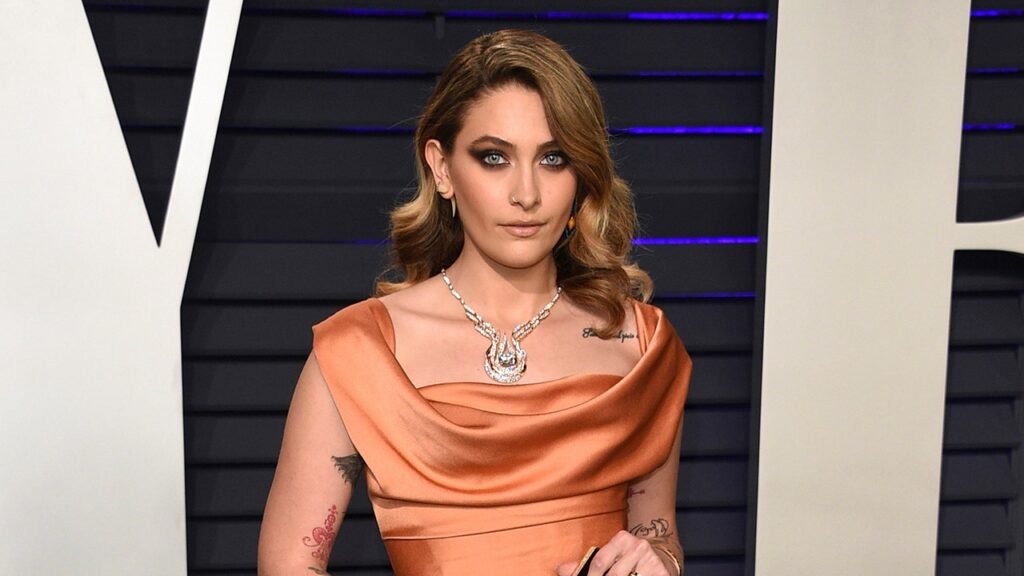 Paris Jackson says Michael Jackson made kids wear masks in public