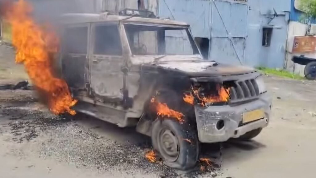 Patna: Cops attacked, vehicles torched as protest after road mishap death turns violent | India News